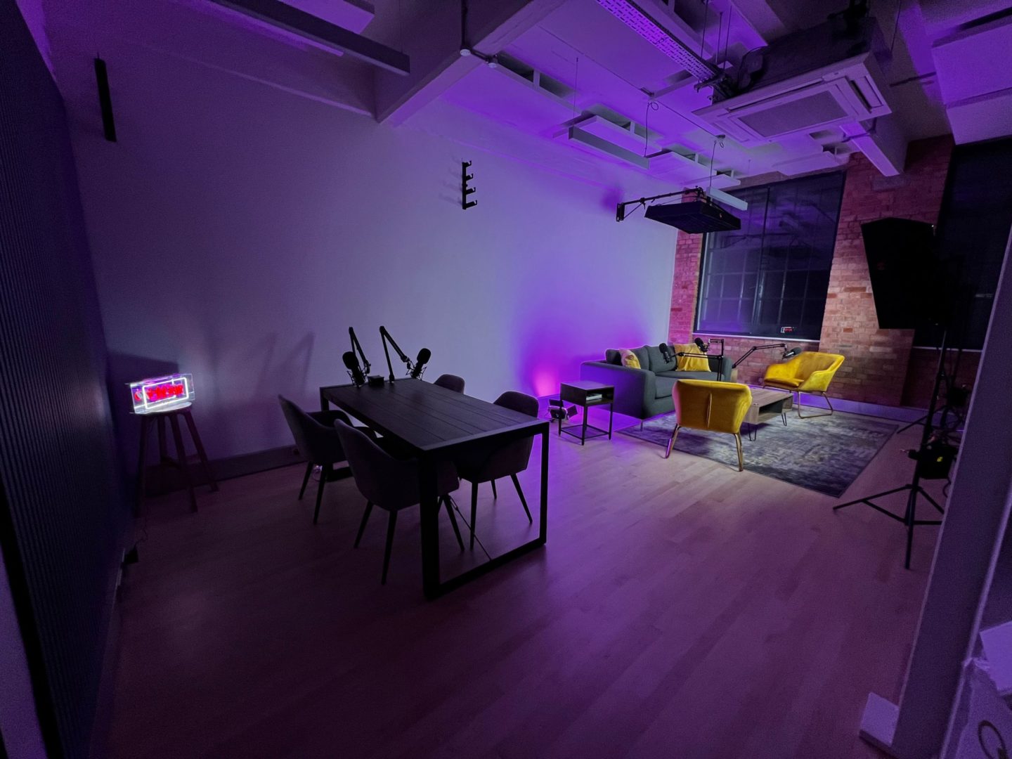 live stream studio london bridge